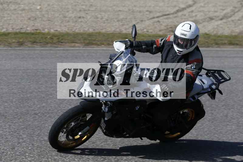 /01 02.04.2026 MAZ ADR/Gruppe gelb Gruppe gruen/1